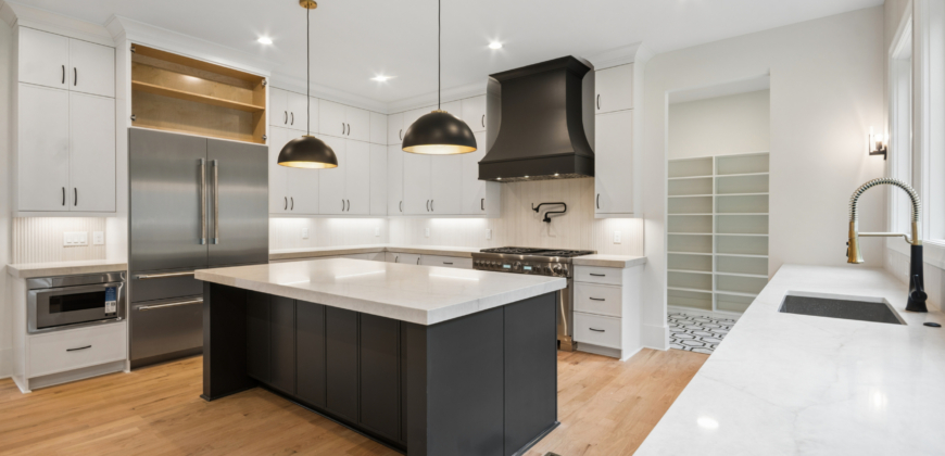 584 Indian Hills Pkwy